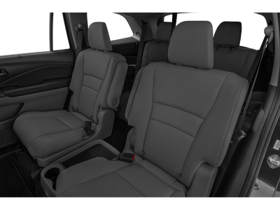 2020 Honda Pilot Touring w/Rear Captain's Chairs