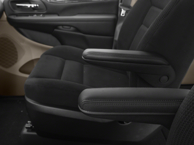 2018 DAIMLER DODGE GRAND CARAVAN SE