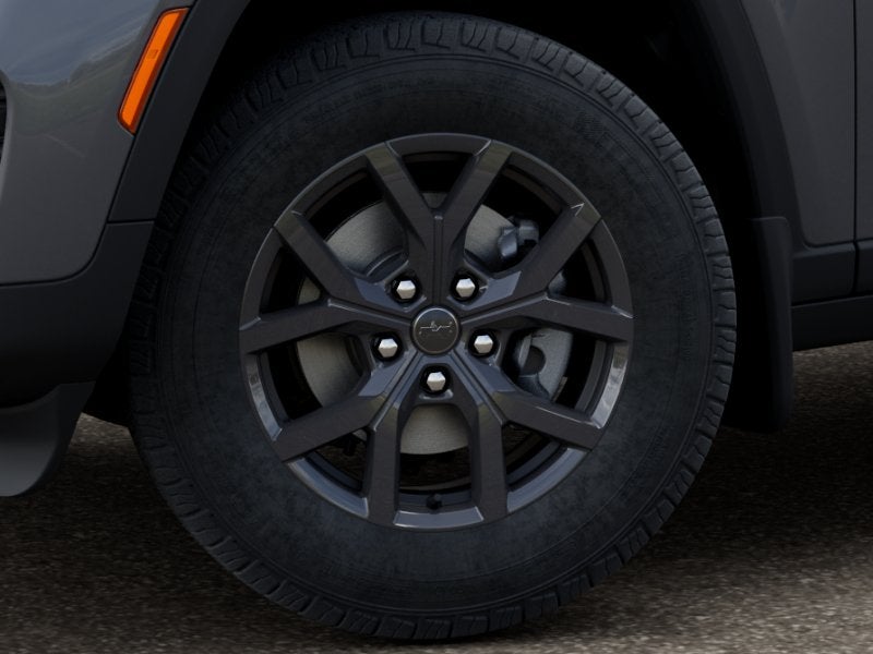 2027 Jeep Grand Cherokee GRAND CHEROKEE LAREDO X 4X4