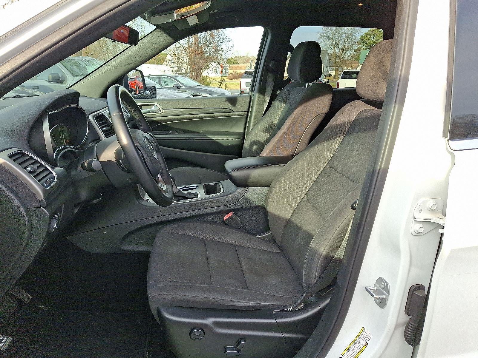 2019 Jeep Grand Cherokee Laredo E