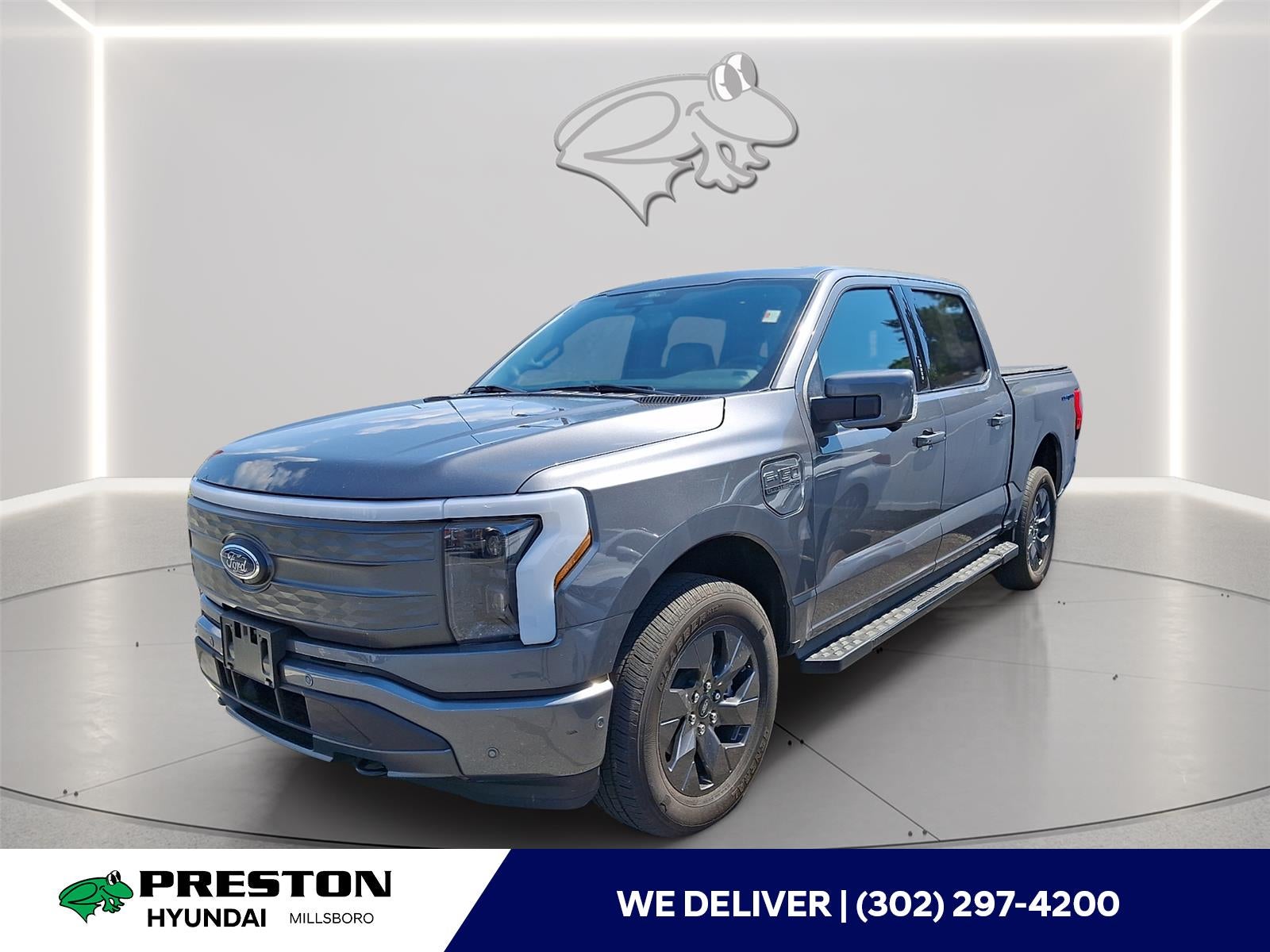 2022 Ford F-150 Lightning LARIAT