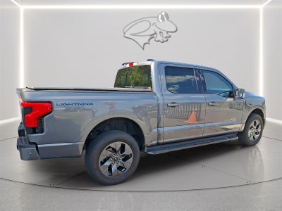 2022 Ford F-150 Lightning LARIAT
