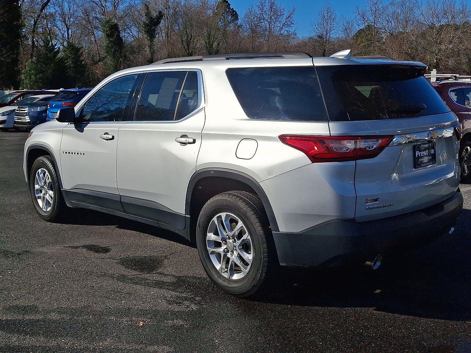 2020 Chevrolet Traverse LT Cloth