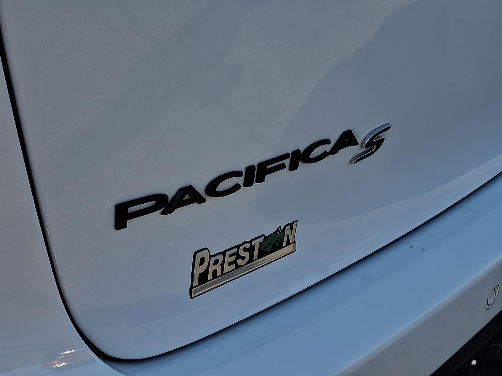 2023 Chrysler Pacifica Hybrid Limited