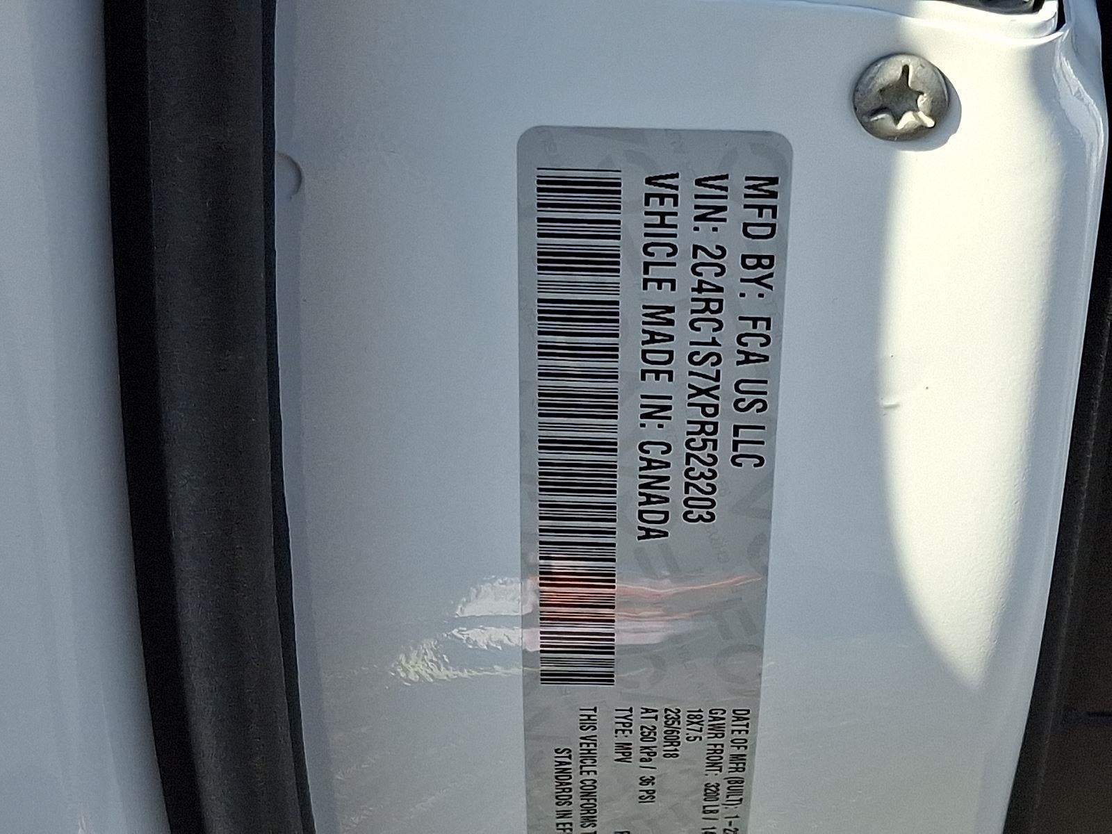 2023 Chrysler Pacifica Hybrid Limited