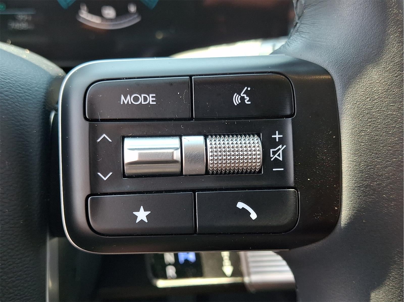 2025 Hyundai Santa Fe Hybrid SEL