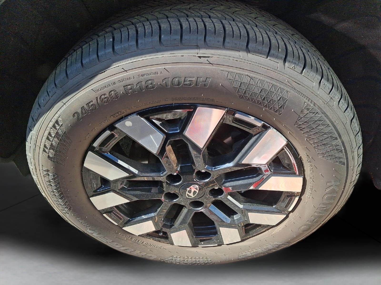 2025 Hyundai Santa Cruz SEL Activity