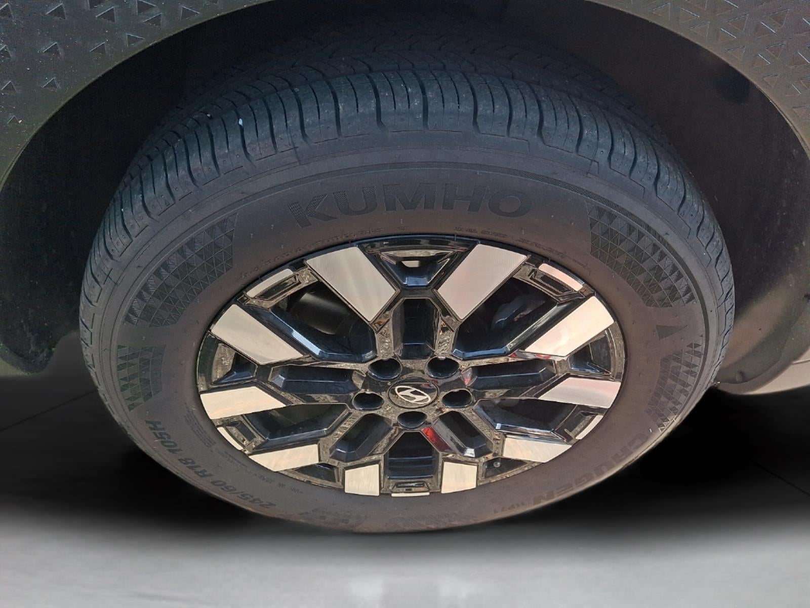 2025 Hyundai Santa Cruz SEL Activity