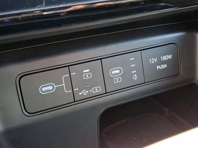 2025 Hyundai SANTACRUZ Base