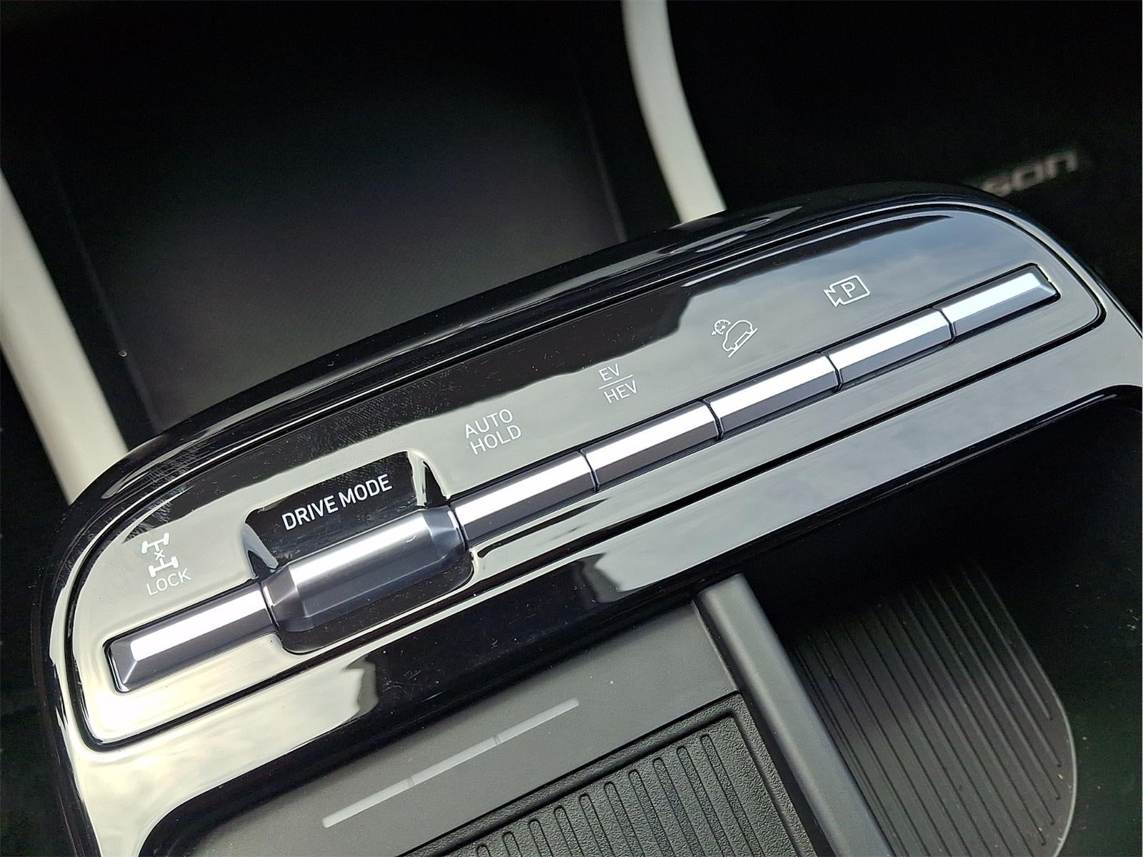2025 Hyundai Tucson Plug-In Hybrid SEL