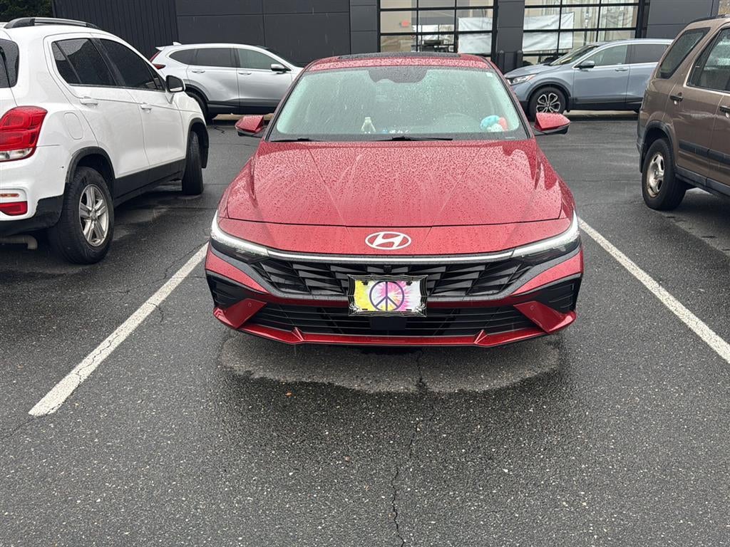 2024 Hyundai Elantra Limited