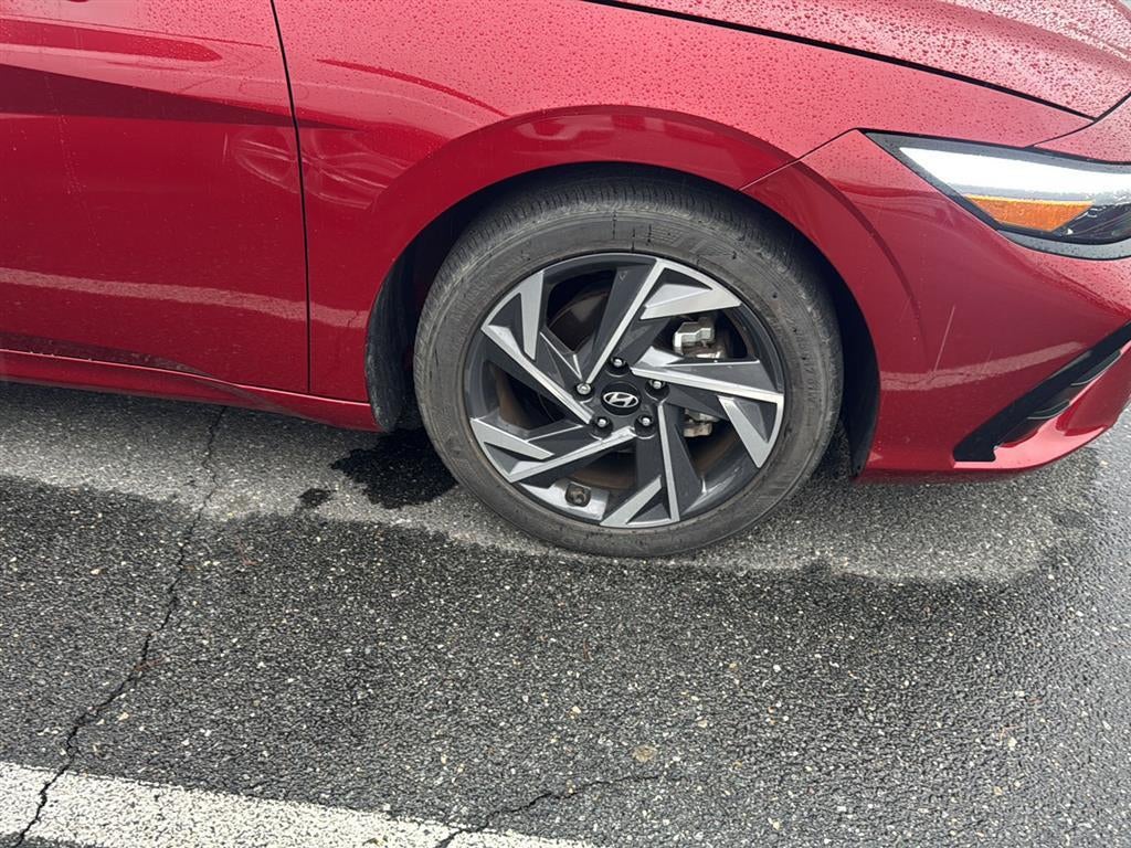 2024 Hyundai Elantra Limited