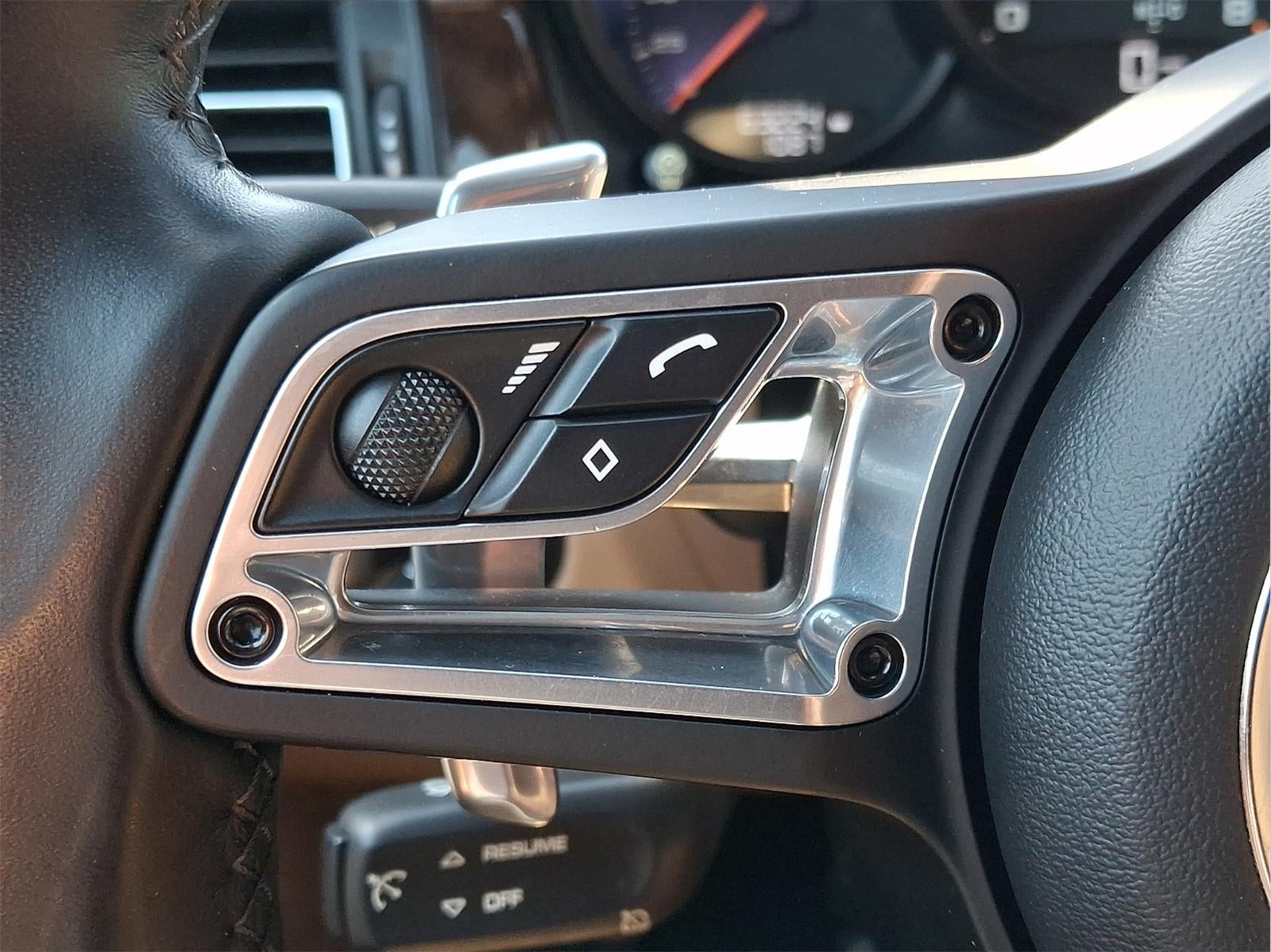 2019 Porsche Macan Base