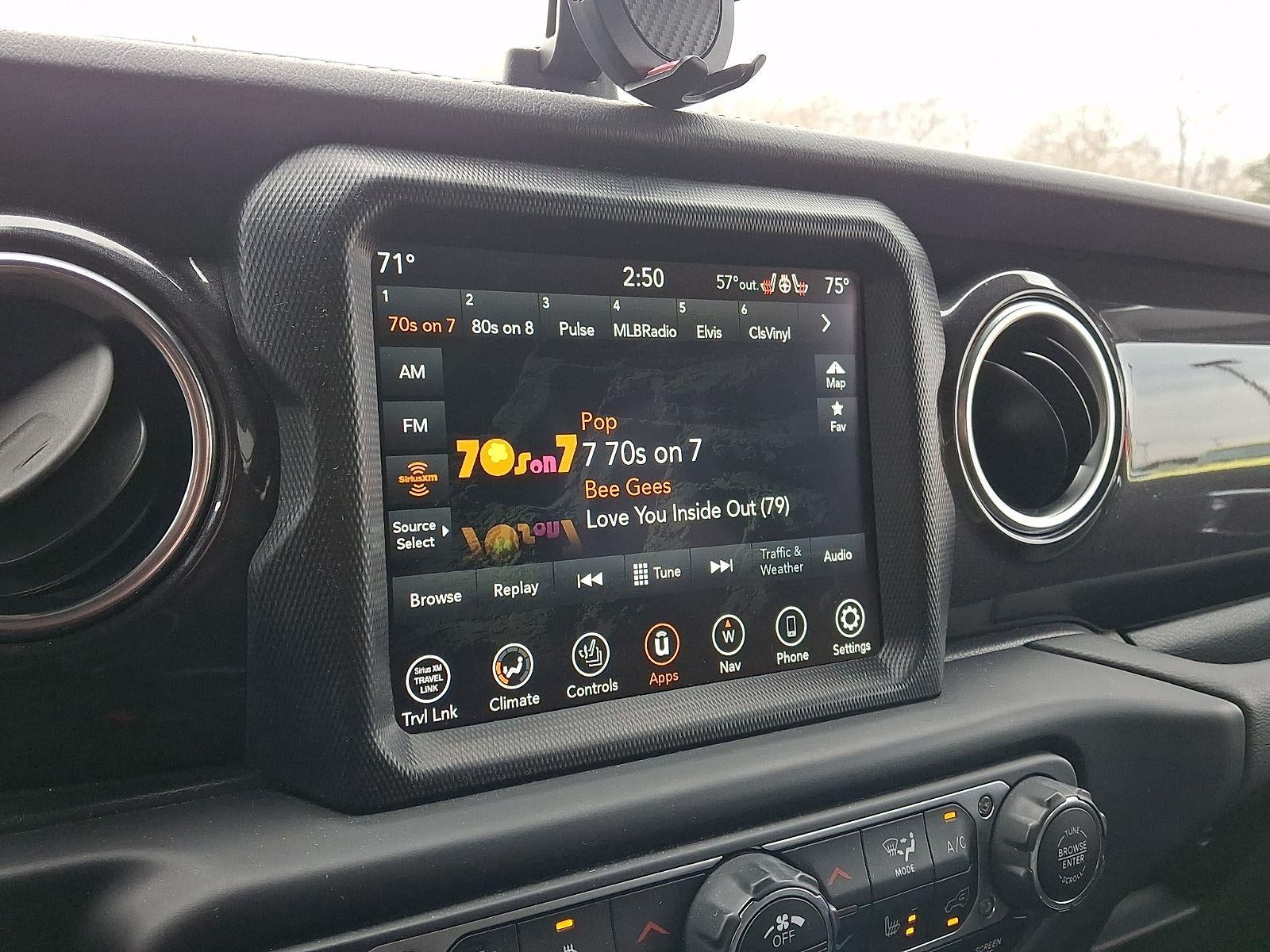 2021 Jeep Wrangler Unlimited Sahara Altitude