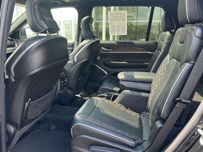 2023 Jeep Grand Cherokee L Summit