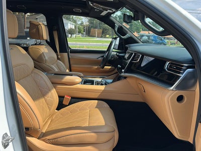 2023 Jeep Grand Wagoneer Series III