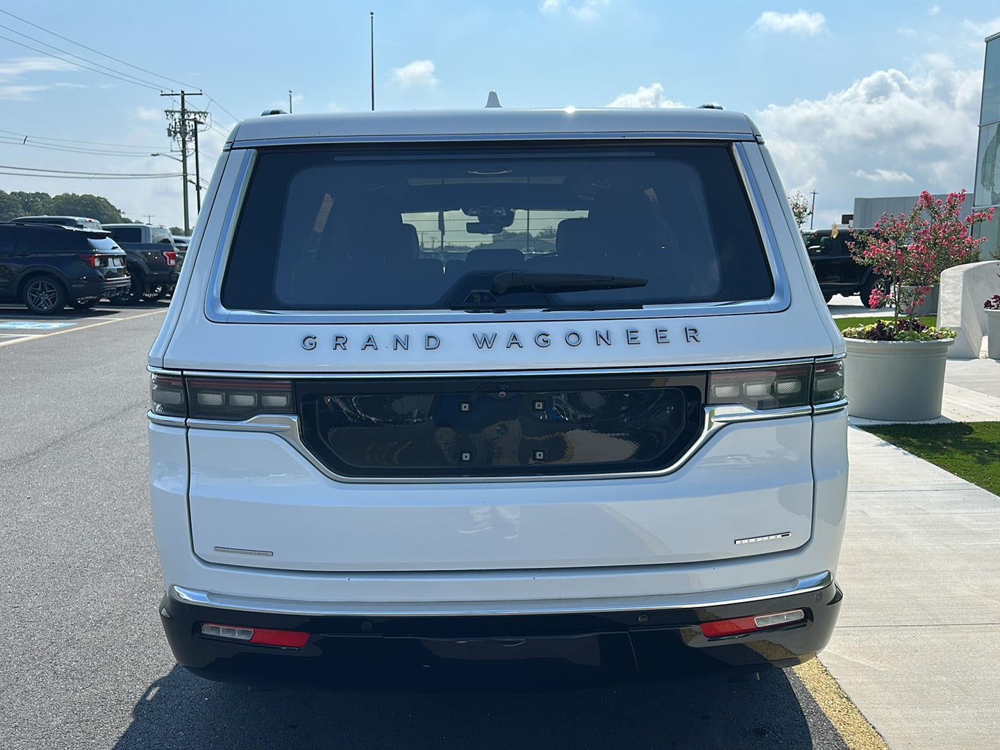 2023 Jeep Grand Wagoneer Series III