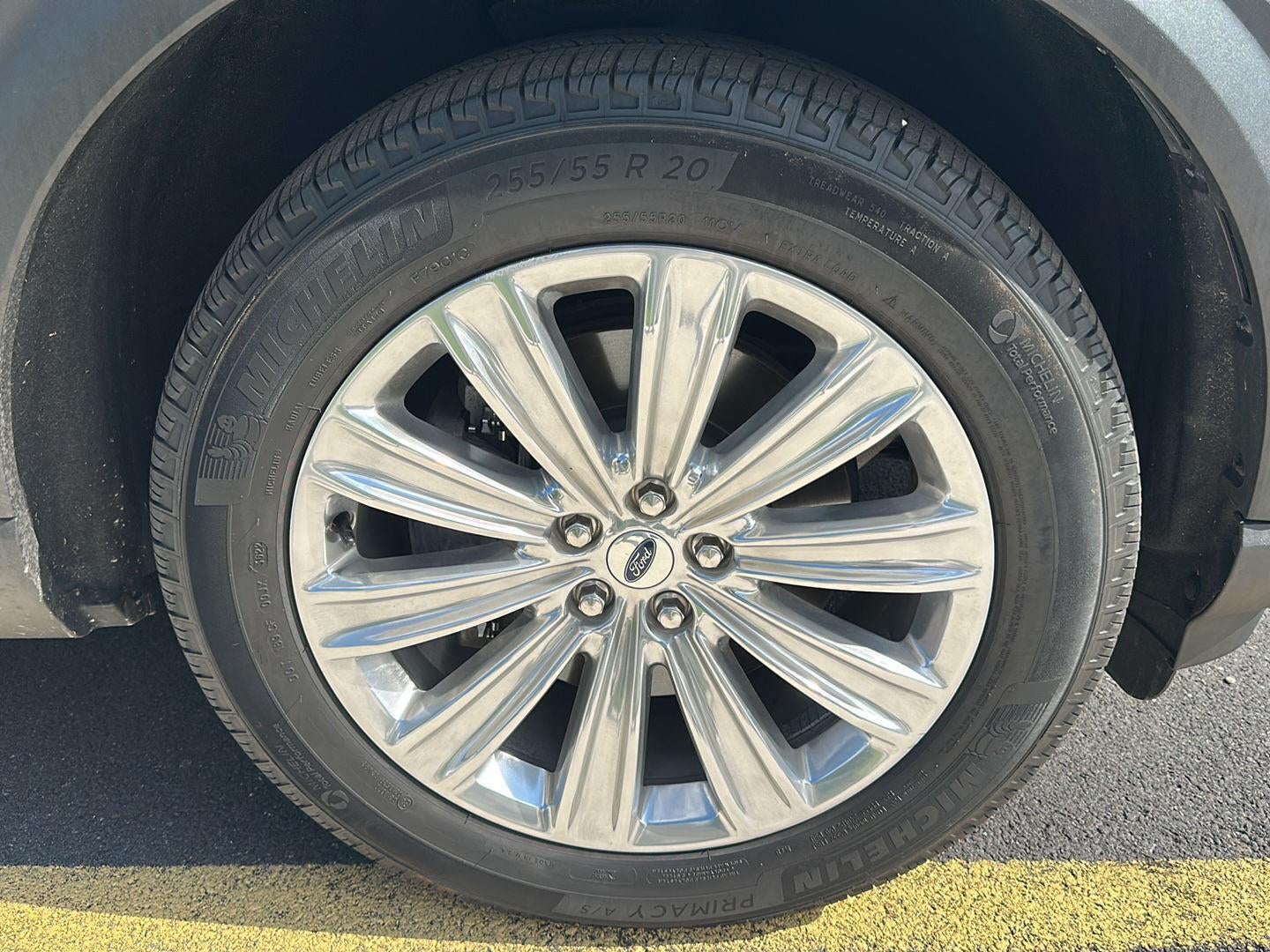 2023 Ford Explorer Hybrid Limited