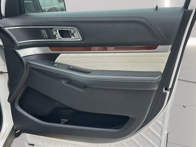 2019 Ford Explorer Platinum