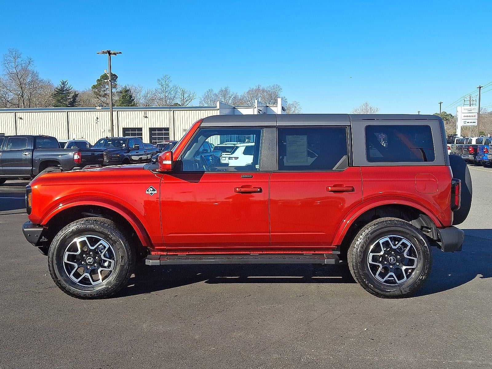 2024 Ford Bronco Outer Banks