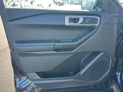 2020 Ford Explorer Base