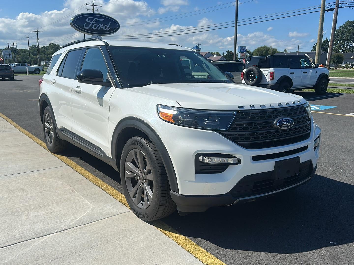 2023 Ford Explorer XLT