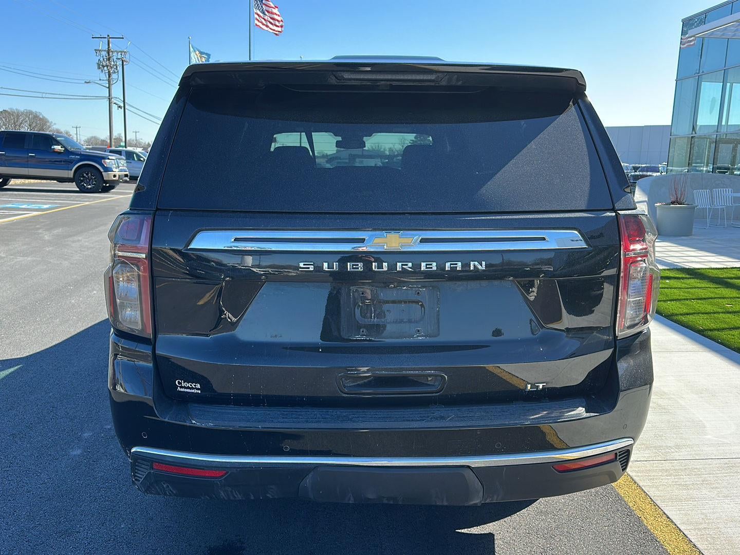 2024 Chevrolet Suburban LT