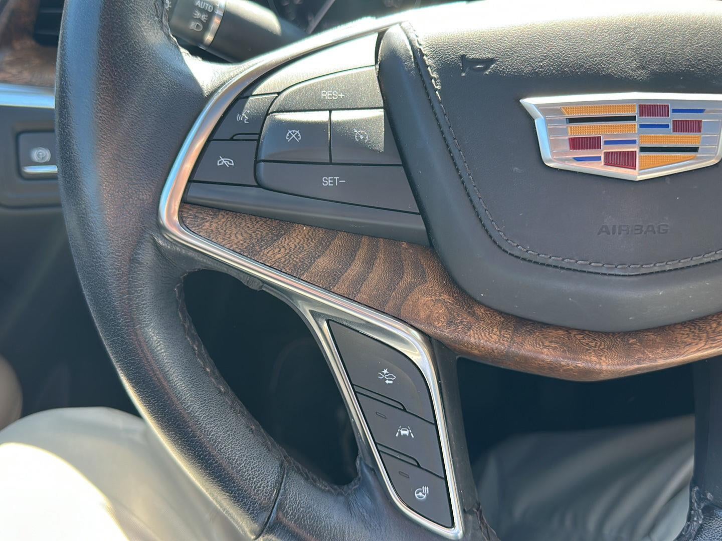 2023 Cadillac Xt5 FWD Premium Luxury