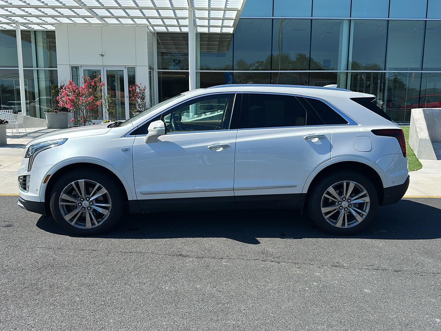 2023 Cadillac Xt5 FWD Premium Luxury