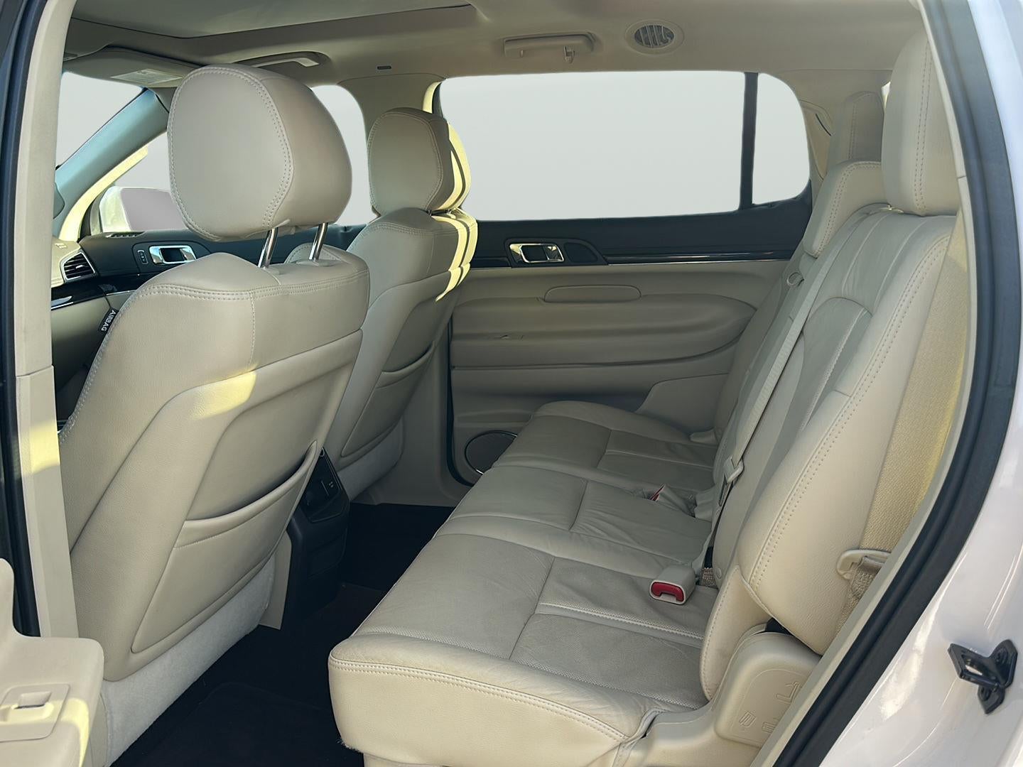 2019 Lincoln MKT Reserve