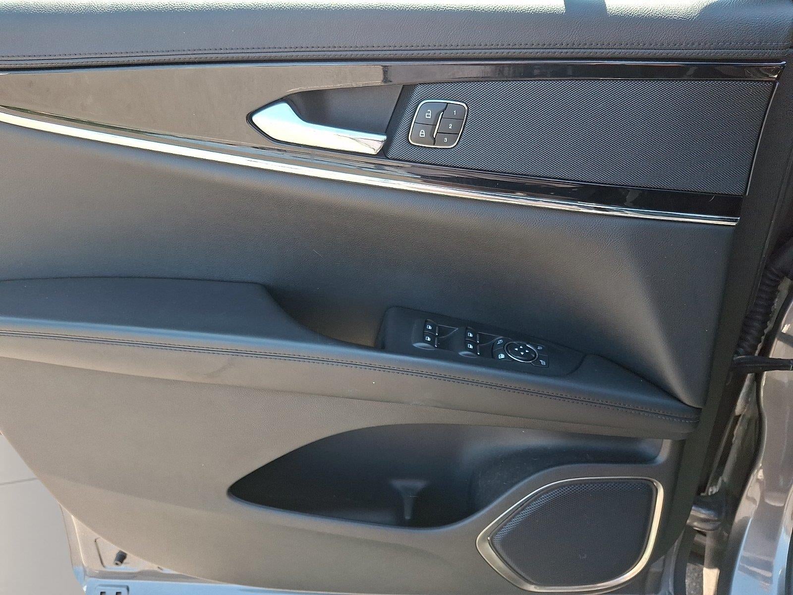 2021 Lincoln Nautilus Standard