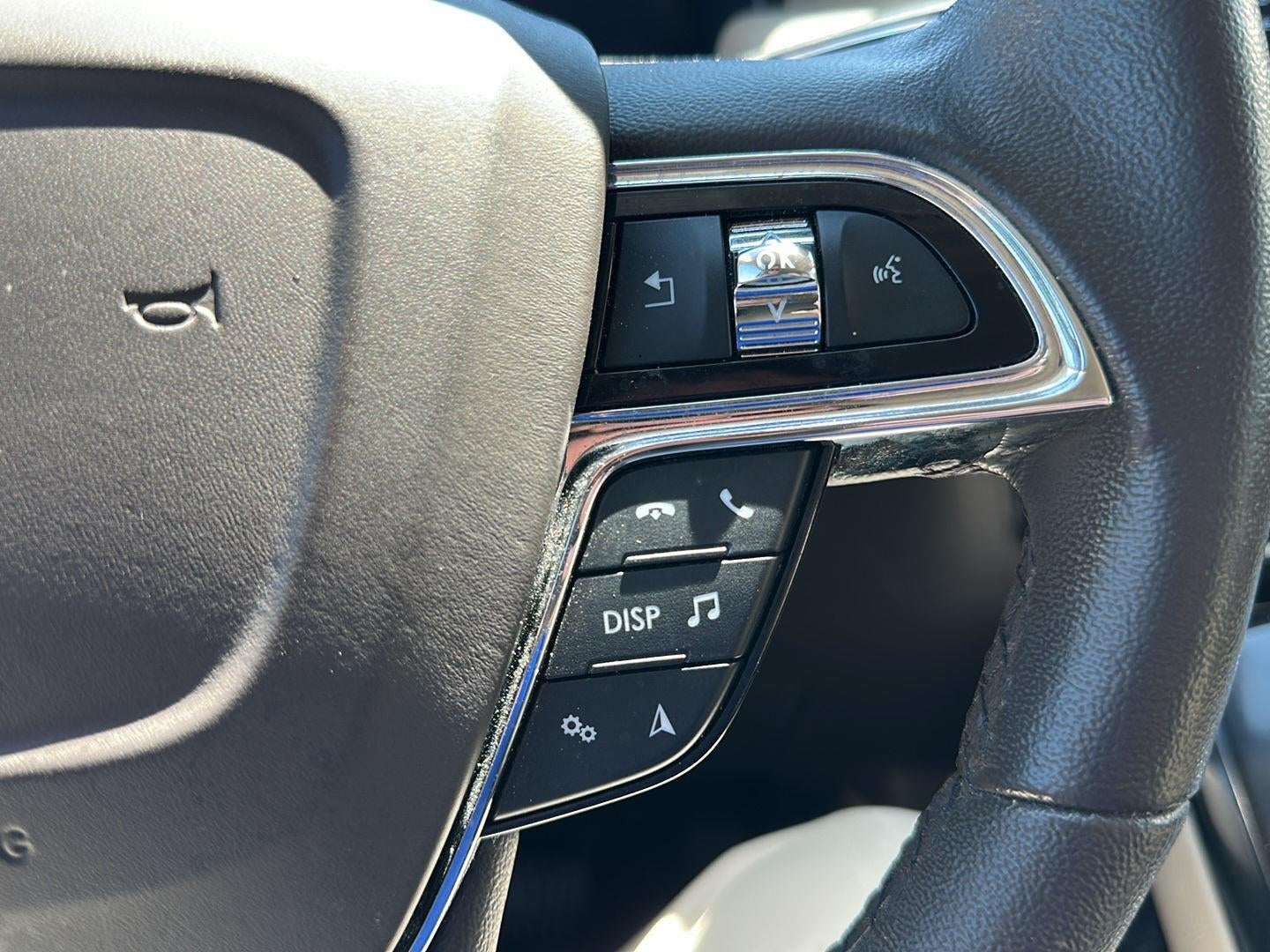 2022 Lincoln Nautilus Standard