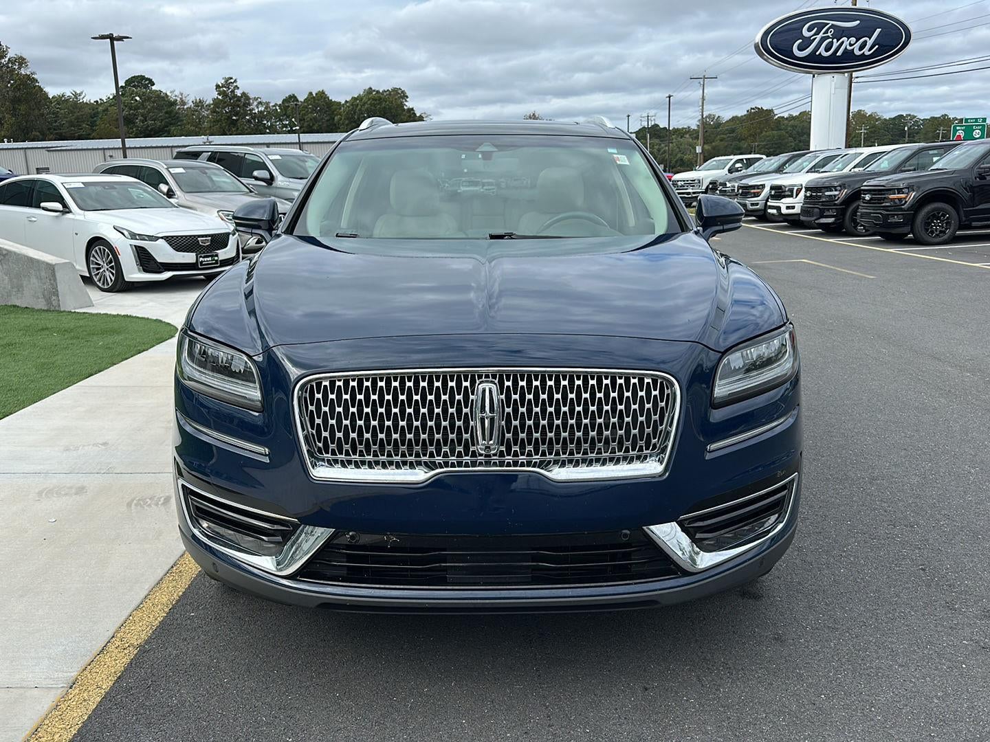 2020 Lincoln Nautilus Reserve