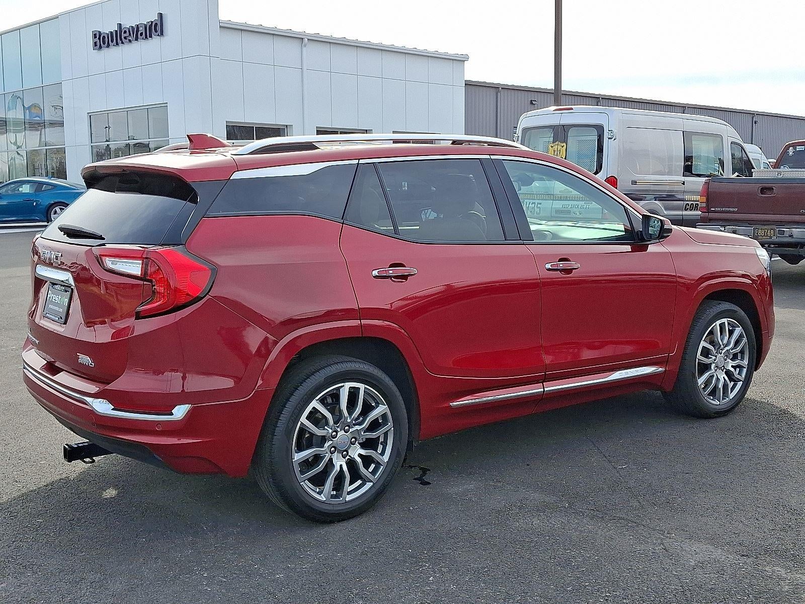 2023 GMC Terrain Denali