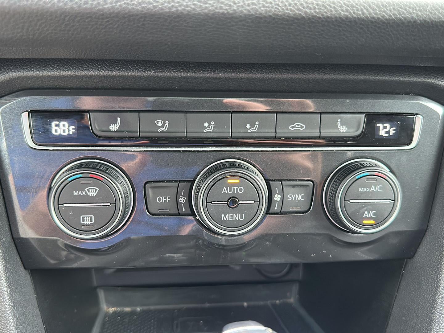 2021 Volkswagen Tiguan SE R-Line Black