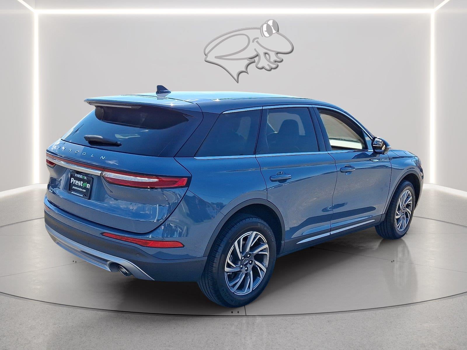 2023 Lincoln Corsair Standard