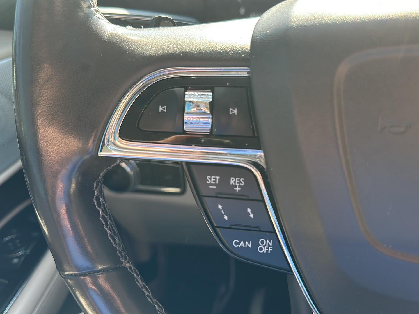 2021 Lincoln NAVIGATOR RSV