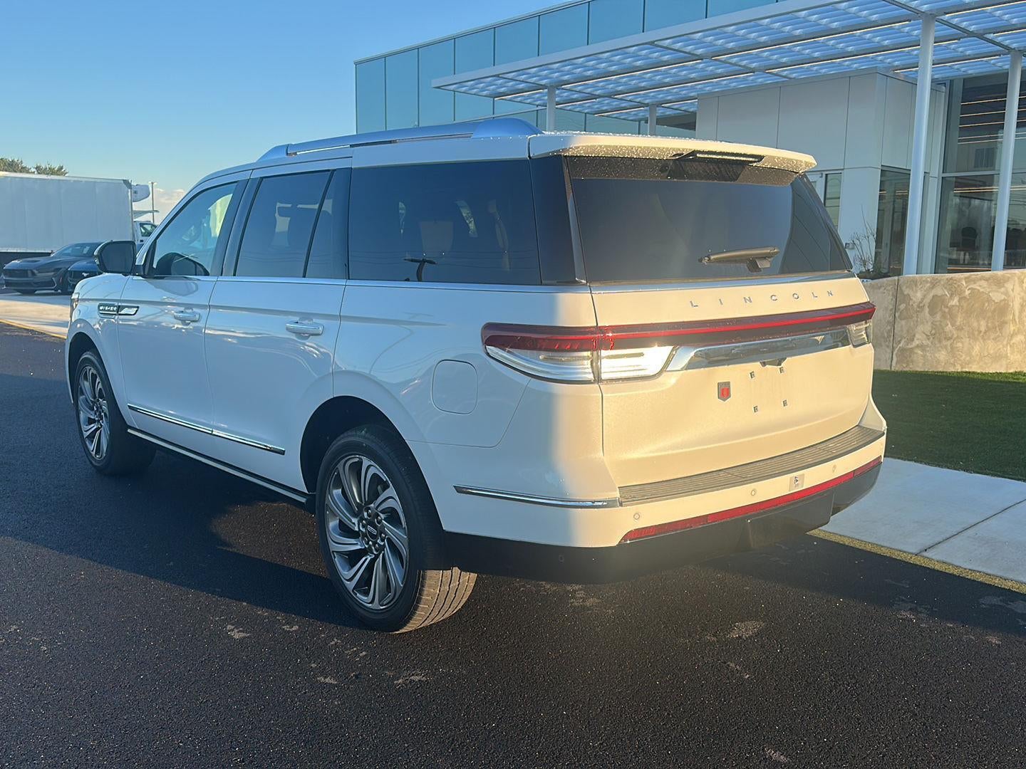 2024 Lincoln Navigator Premiere