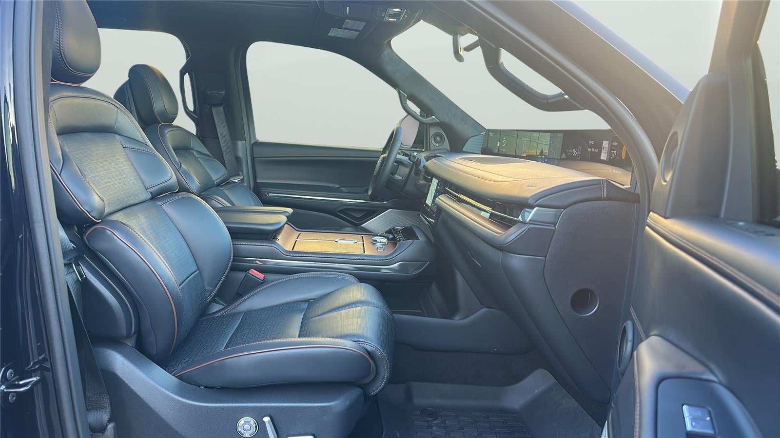 2025 Lincoln Navigator Black Label