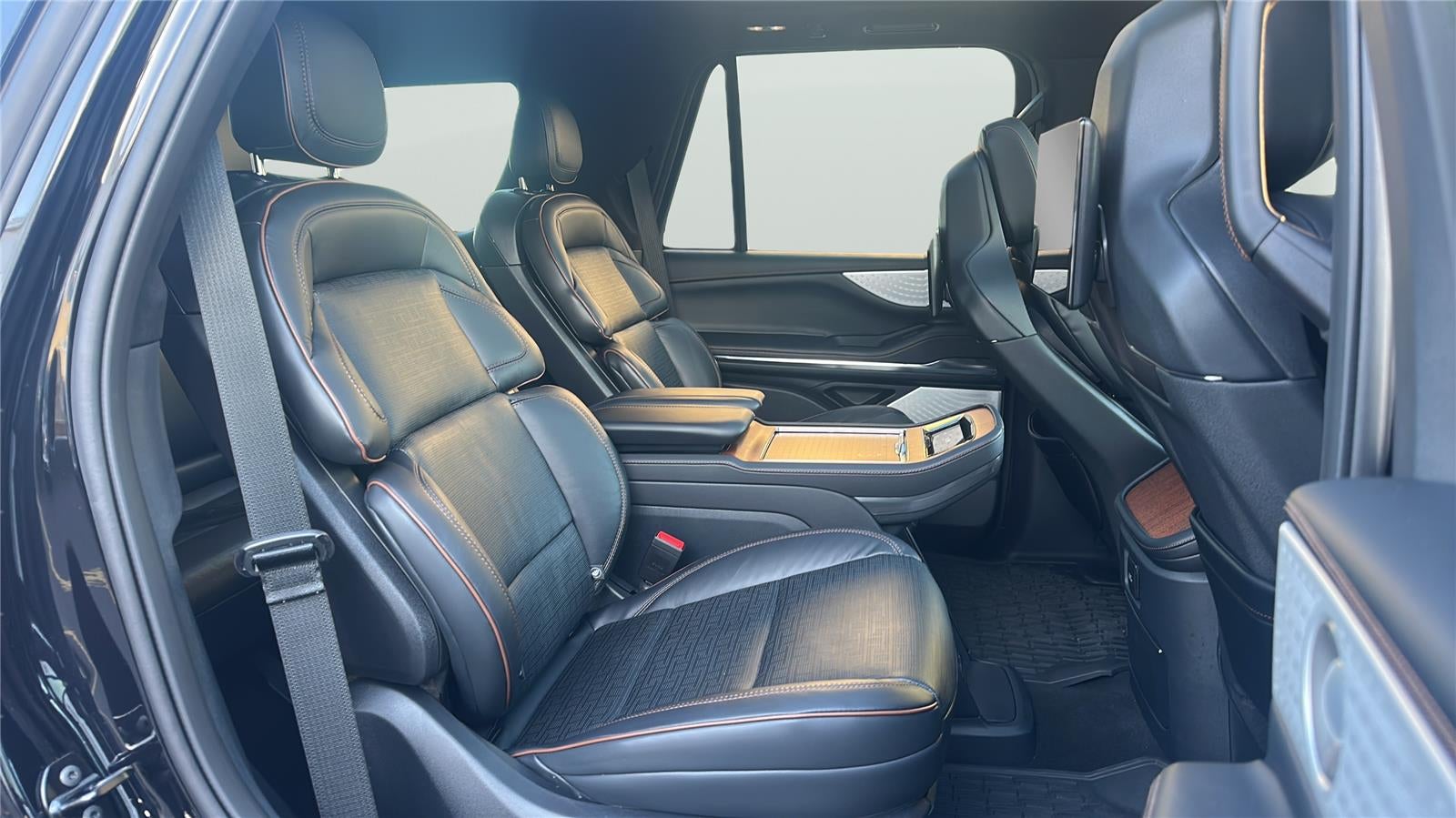 2025 Lincoln Navigator Black Label