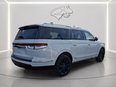 2023 Lincoln Navigator L Reserve
