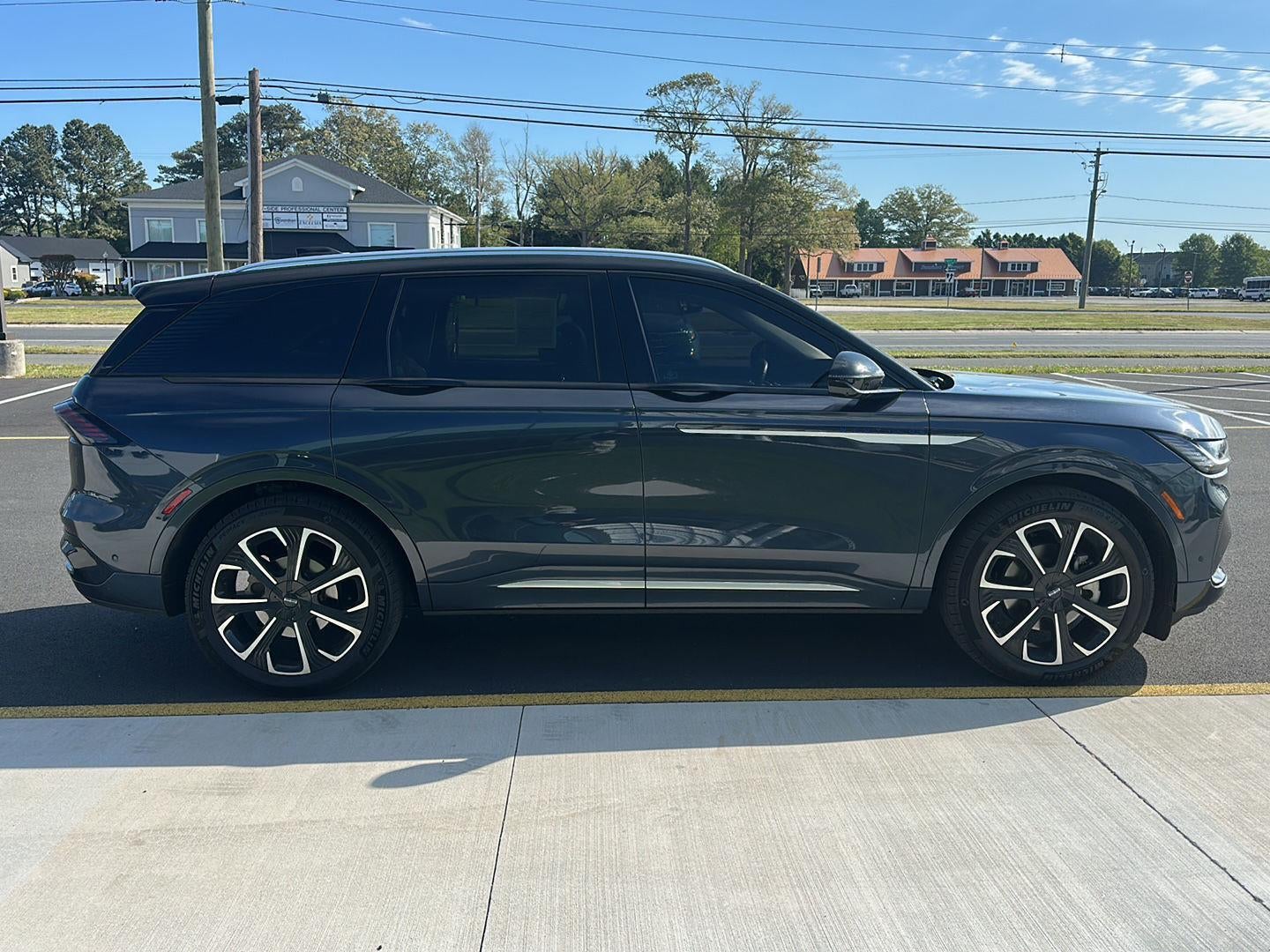 2024 Lincoln Nautilus Reserve