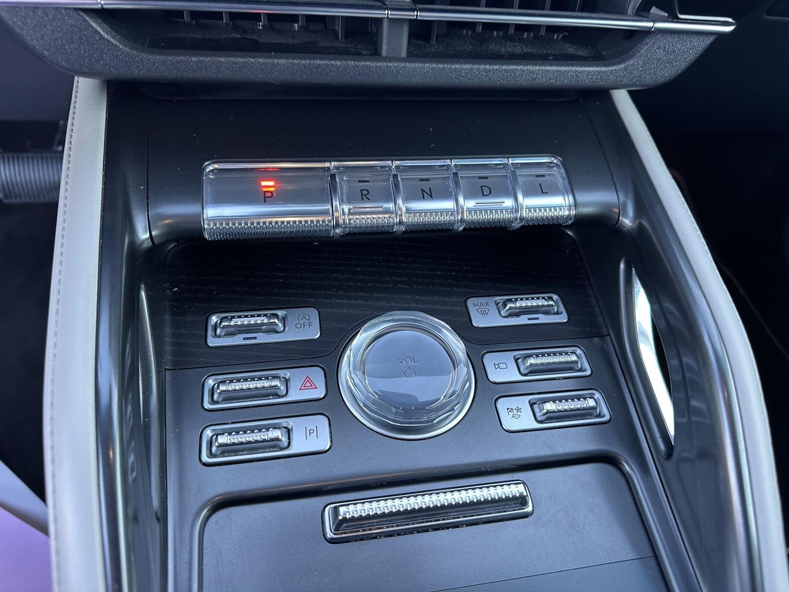 2024 Lincoln Nautilus Reserve