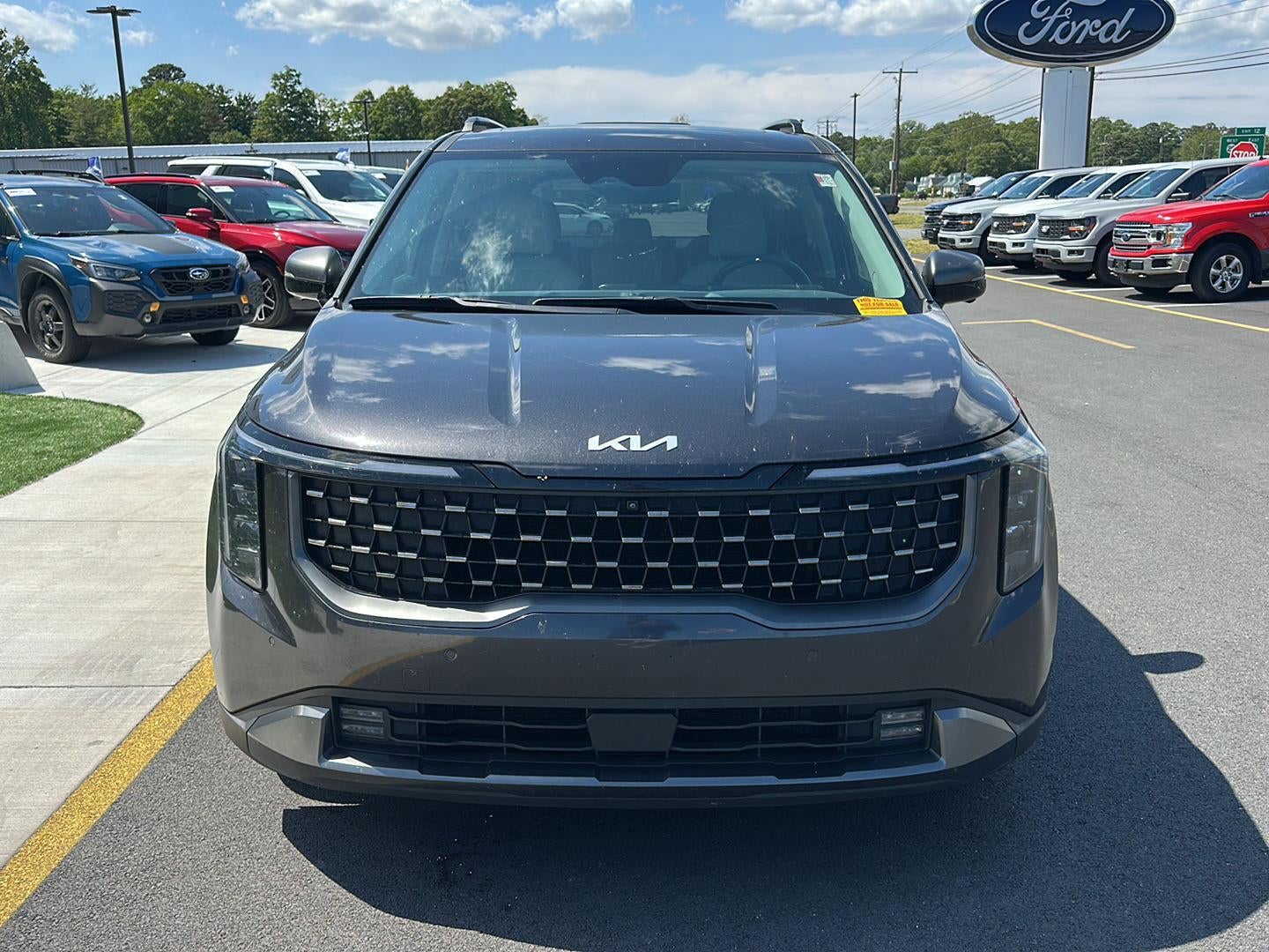 2025 Kia Carnival SX