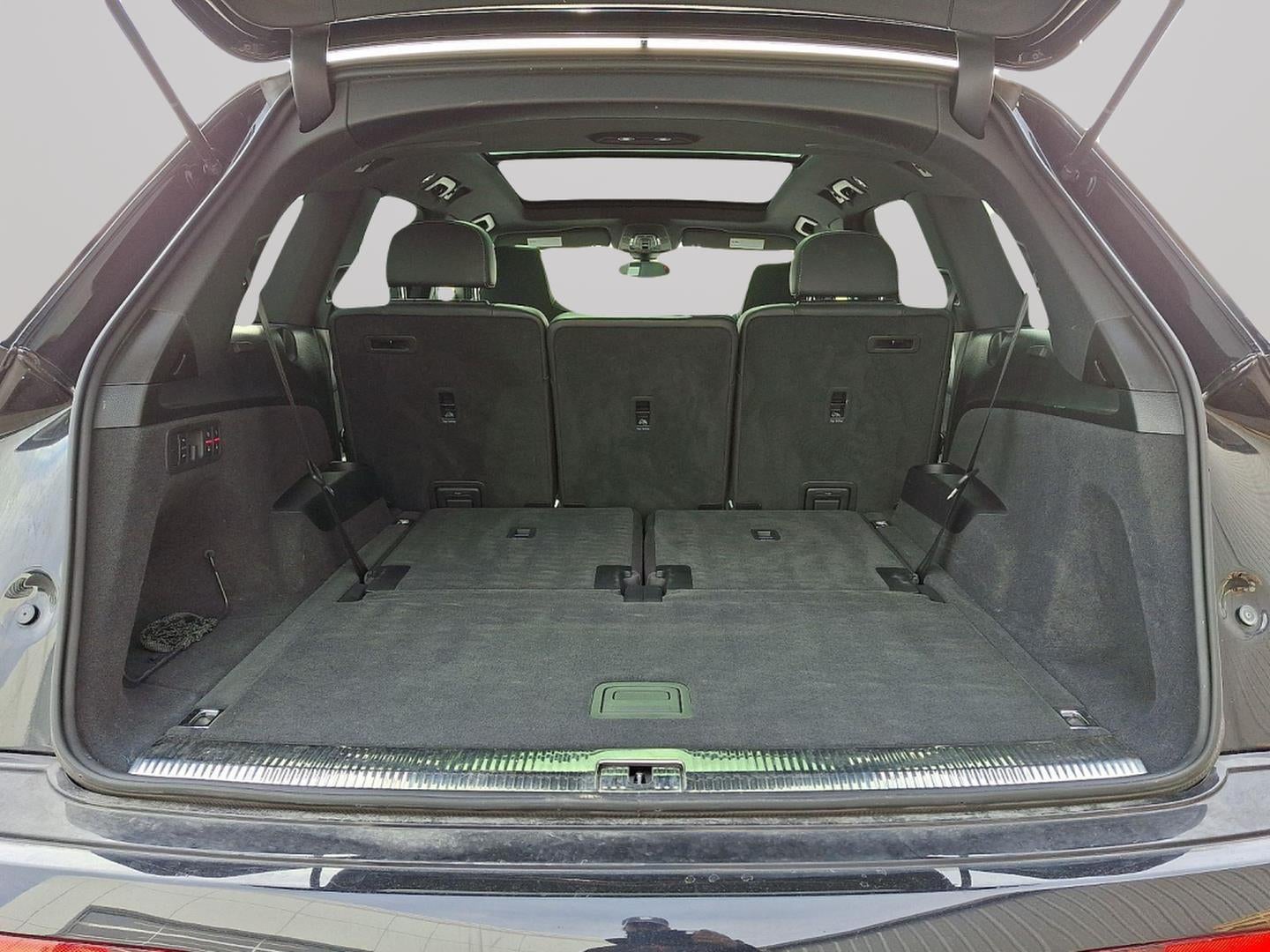 2021 Audi SQ7 Premium Plus