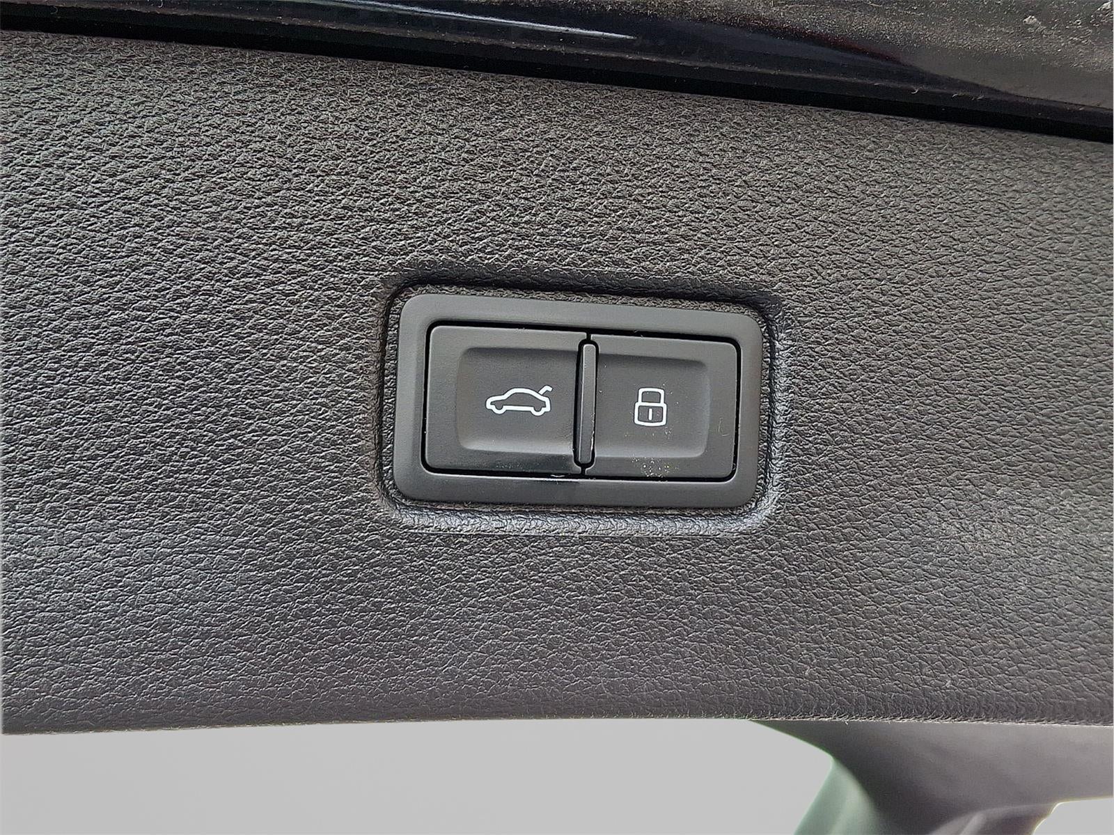 2021 Audi SQ7 Premium Plus