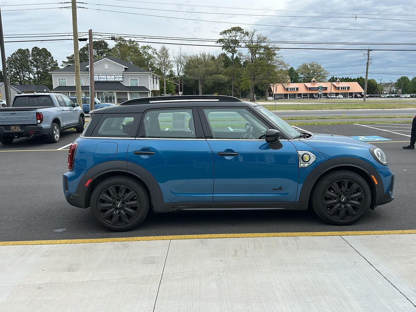 2023 MINI Countryman Cooper SE