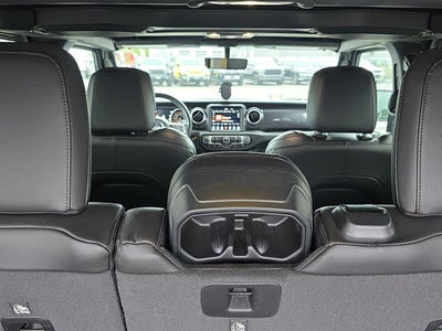 2021 Jeep Wrangler Unlimited Sahara Altitude