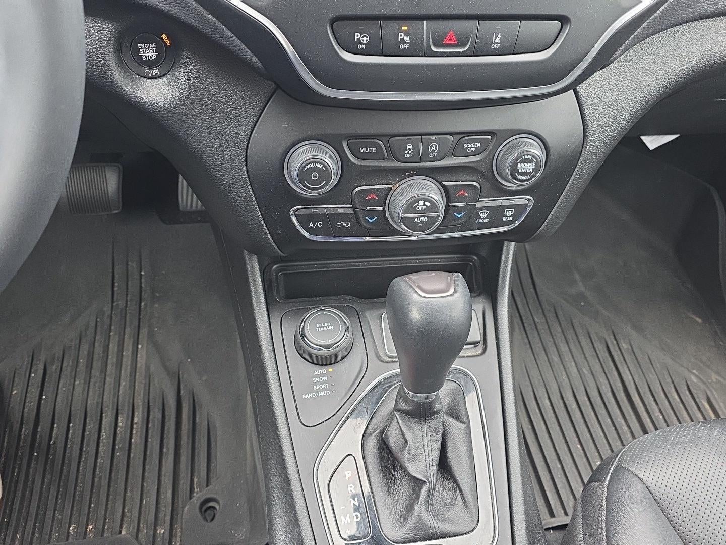 2023 Jeep Cherokee Altitude Lux