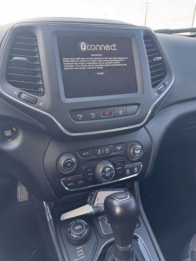 2023 Jeep Cherokee Altitude Lux